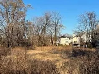 Paramus, New Jersey:
$400,000 Purchase
Residential