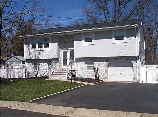 South Plainfield, New Jersey:
$545,000 Purchase
Residential