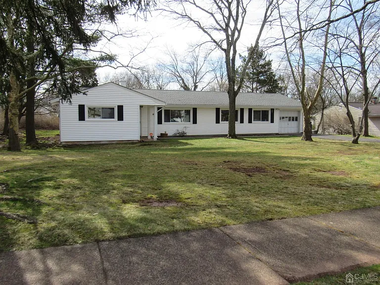 Piscataway, New Jersey:
$575,000 Purchase
Residential