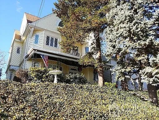 Perth Amboy, New Jersey:
$490,000 Purchase
Residential