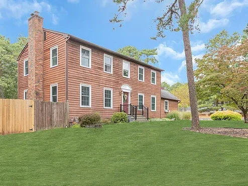 Whiting, New Jersey:
$551,540 Purchase
Residential