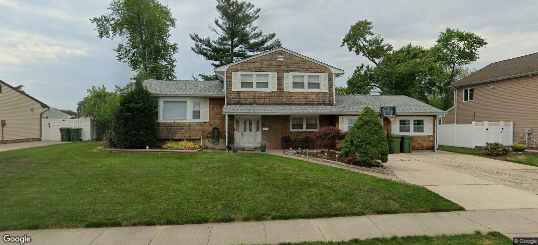 Sayreville, New Jersey:
$440,000 Purchase
Residential
