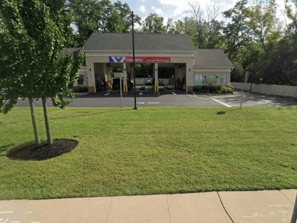 Eatontown, New Jersey:
$4,600,000 Acquisition
Auto Lube Facility