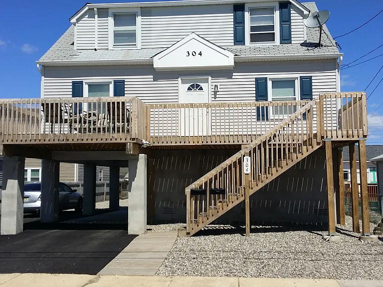 Seaside Heights, New Jersey:
$675,000 Purchase
Residential