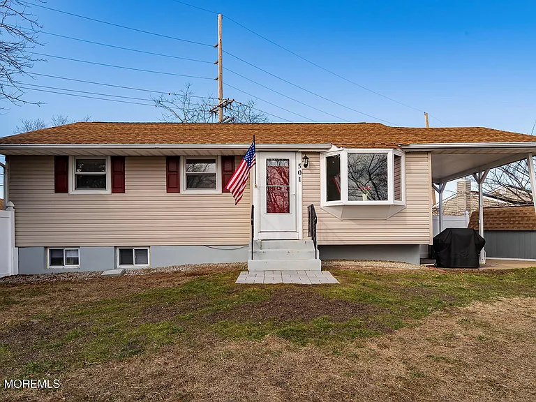 Union Beach, New Jersey:
$480,000 Purchase
Residential
