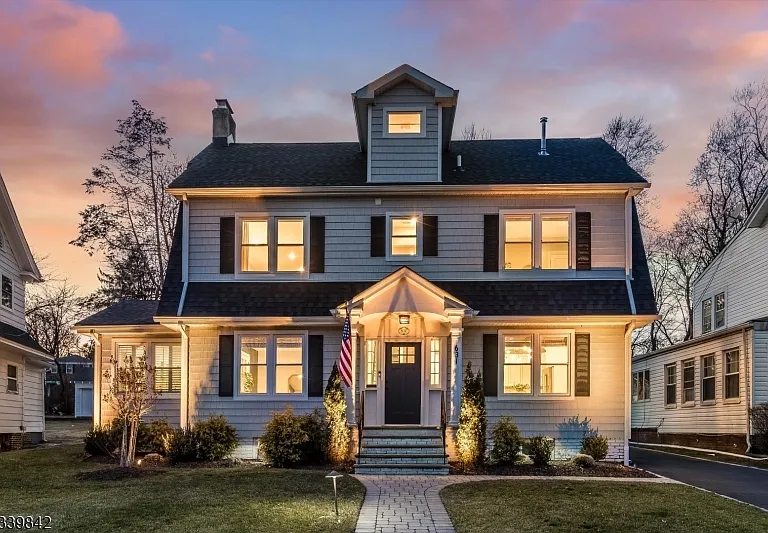 South Orange, New Jersey:
$854,900 Purchase
Residential