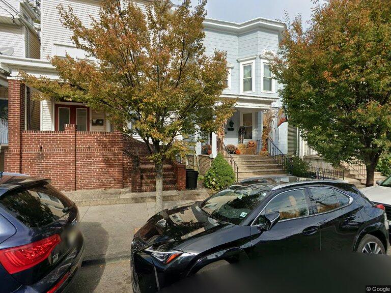 Weehawken, New Jersey:
$865,000 Purchase
Residential