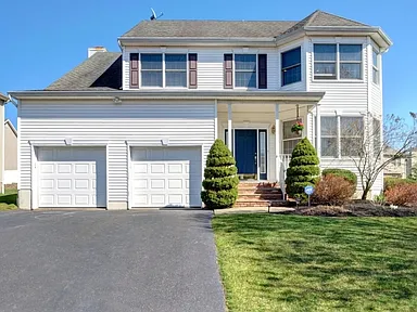 West Orange, New Jersey:
$738,518 Purchase
Residential