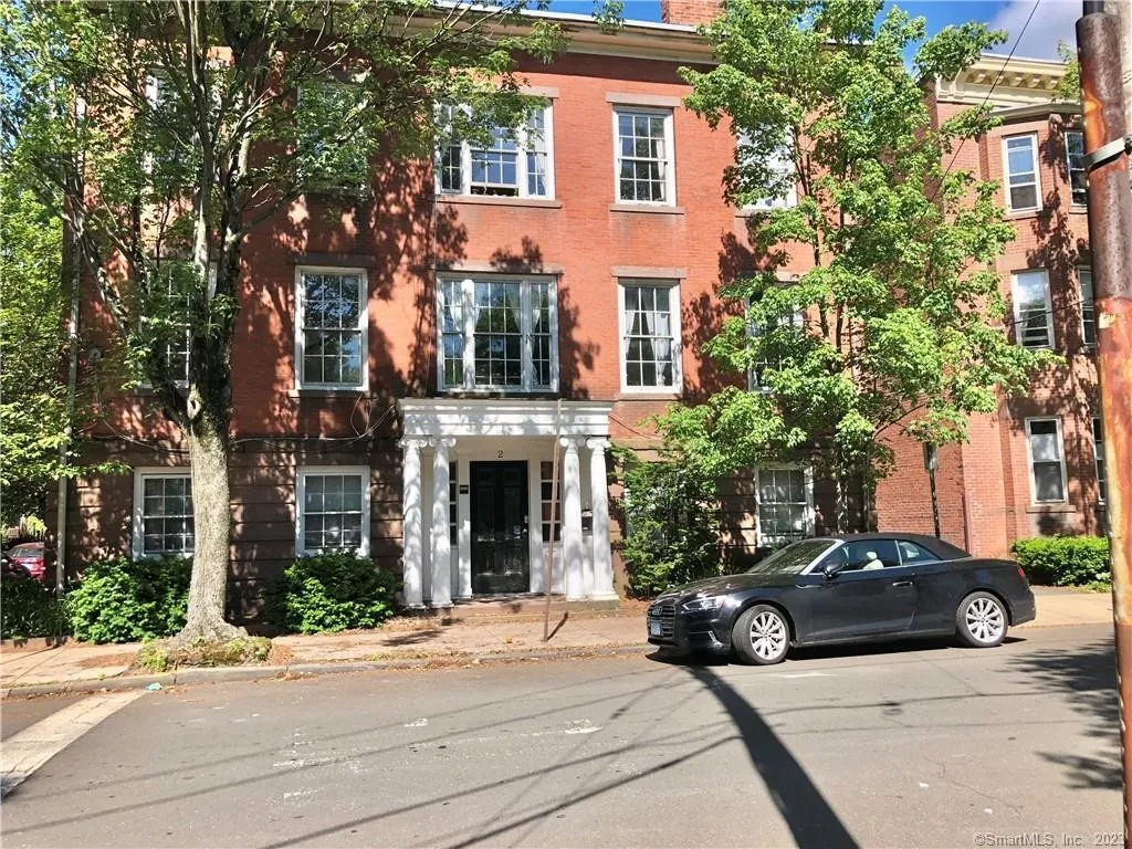 Connecticut Multi-Family Building