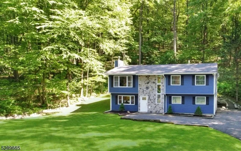 Hope, New Jersey: Single Family Appraisal