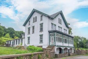 Newton, New Jersey: Commercial Appraisal